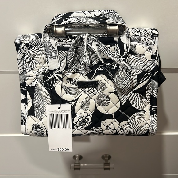 Vera Bradley Compact Hanging Organizer - Picture 3 of 7